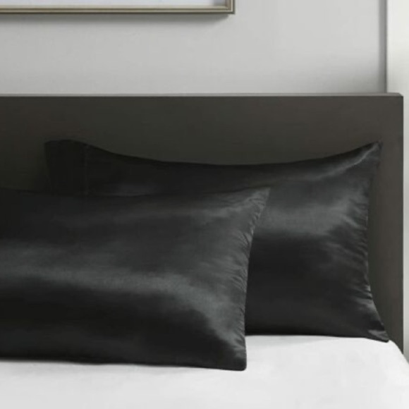 MADISON‎ Park Essentials Polyester Solid Satin pillow case set MPE21-777 - Picture 1 of 4